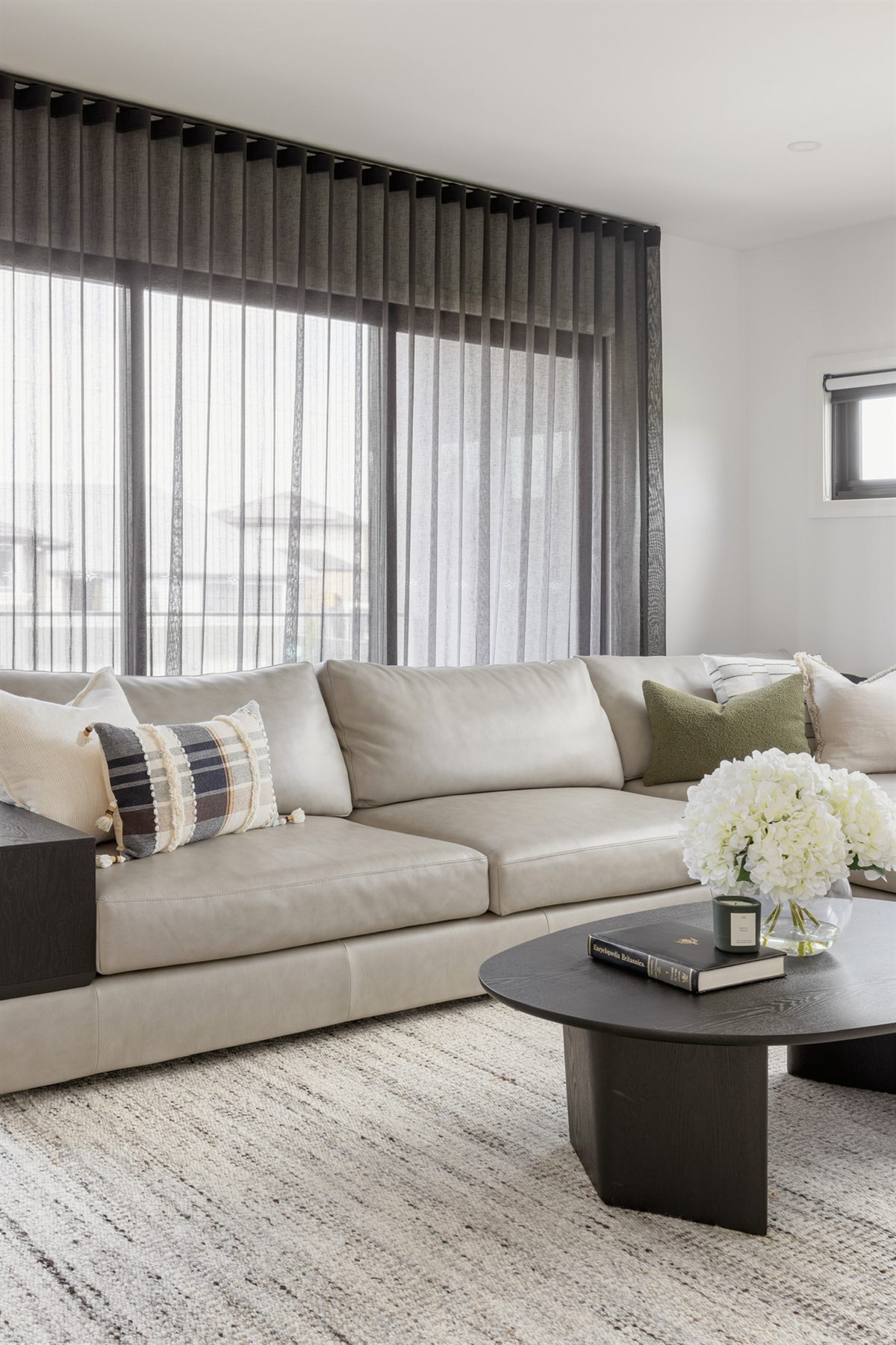 Oakrind Rise living room